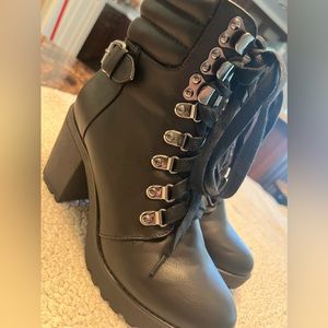 MIA black boots with heel & lace up size 6.5